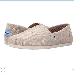 Beige Toms